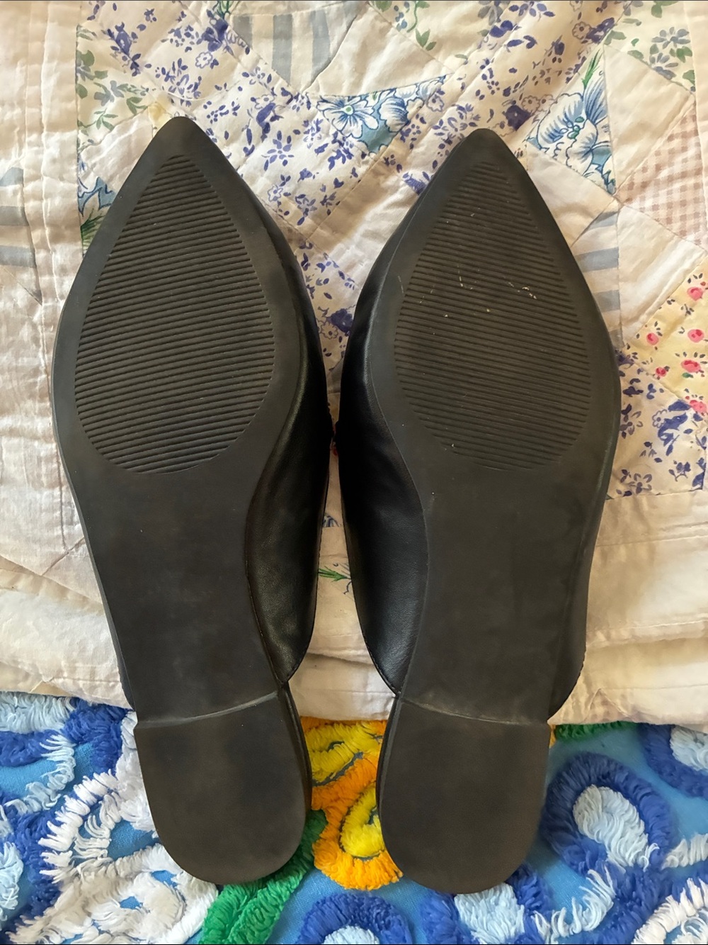 Madden Girl Black Pointed Mule with Gold Chain Accent Sz 8.5 - Picture 4 of 6